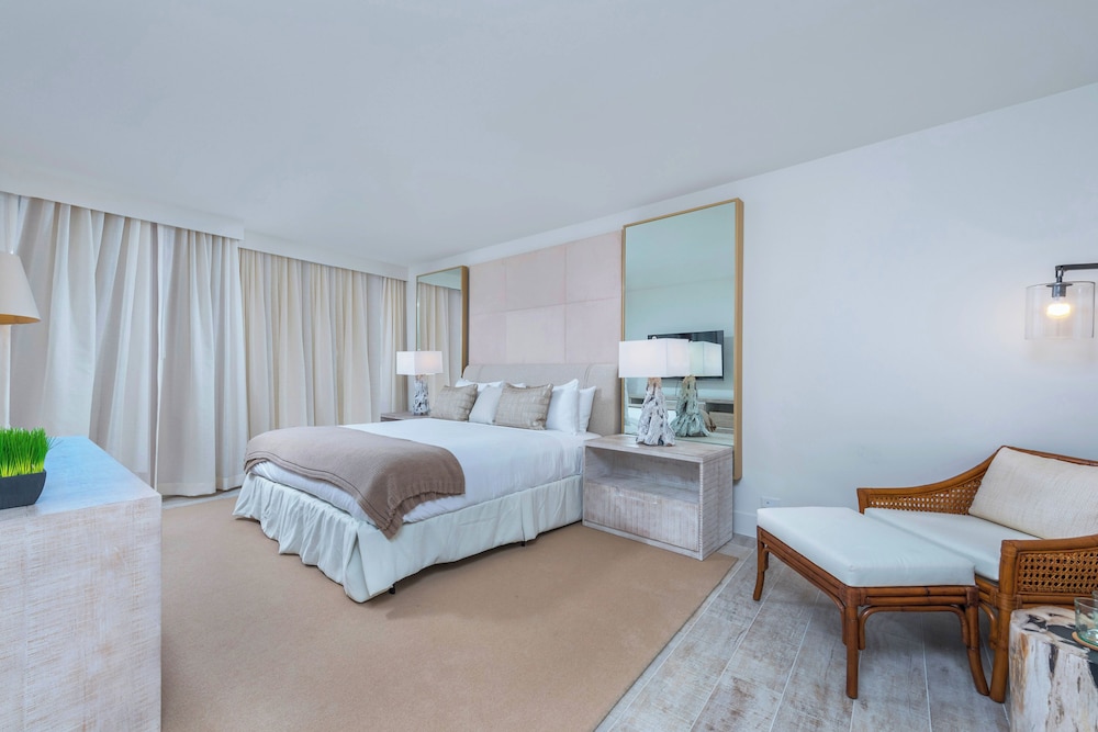Luxury Vacation Rentals at 1 Hotel & Homes by LRMB
