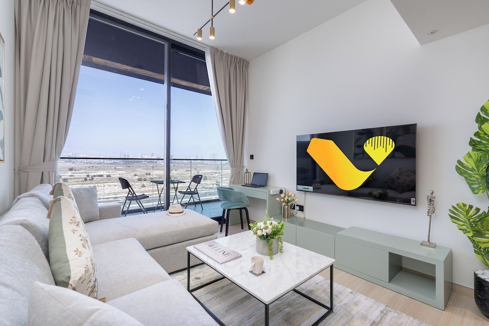 Vogue | Binghatti Corner JVC-7mins Sky Dubai 3 mins Cirle Mall Brand New