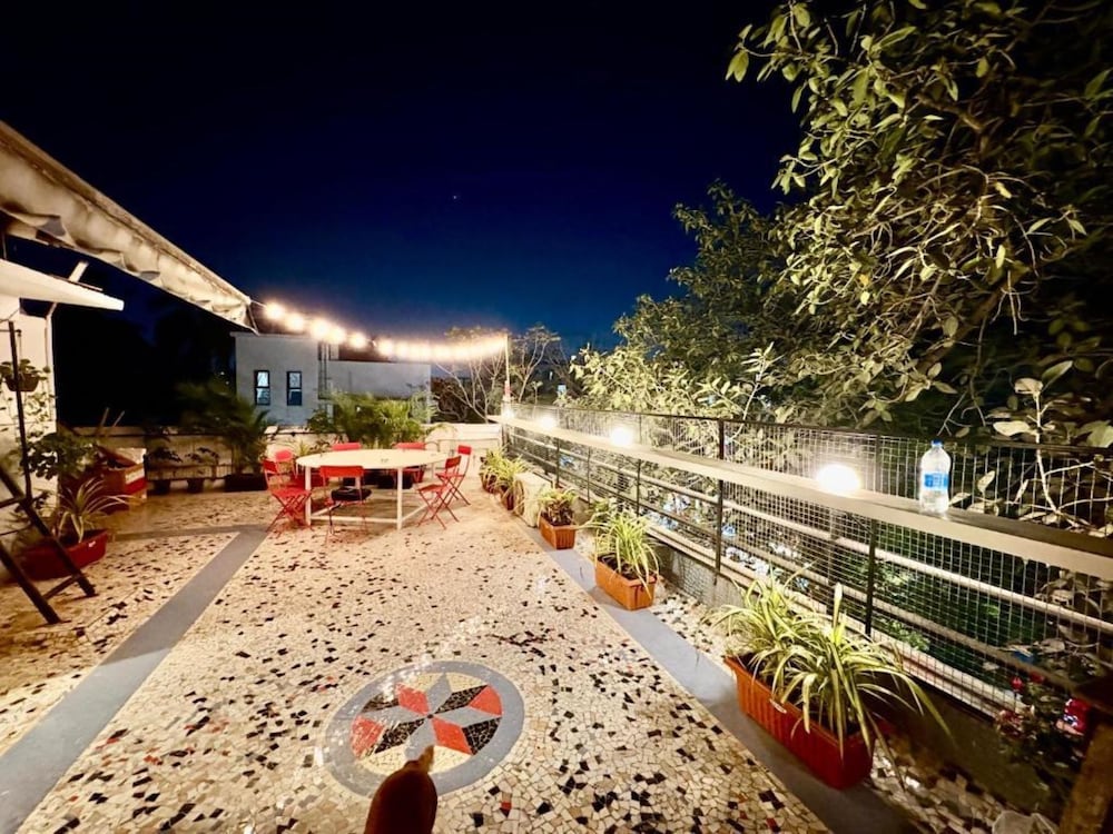 Locomo Hostel Mini - 9 mins from airport