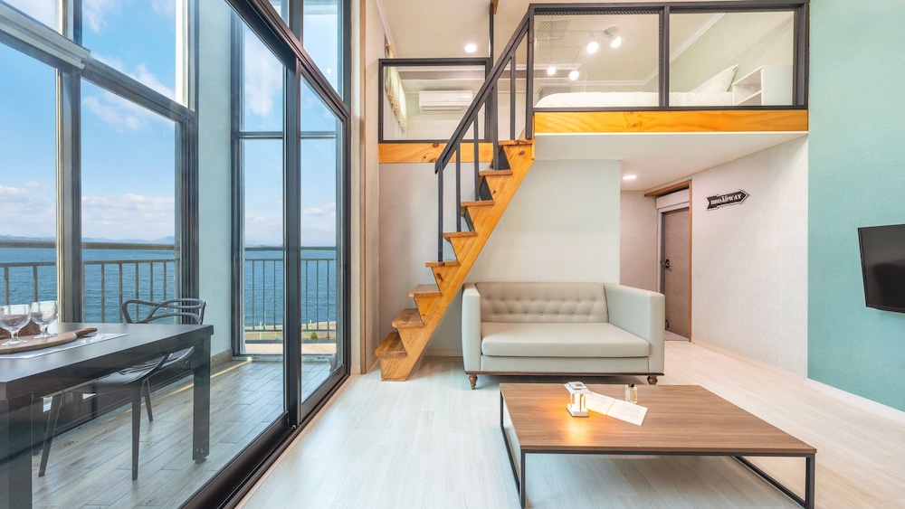 Yeosu Arungeorida Ocean View Pension