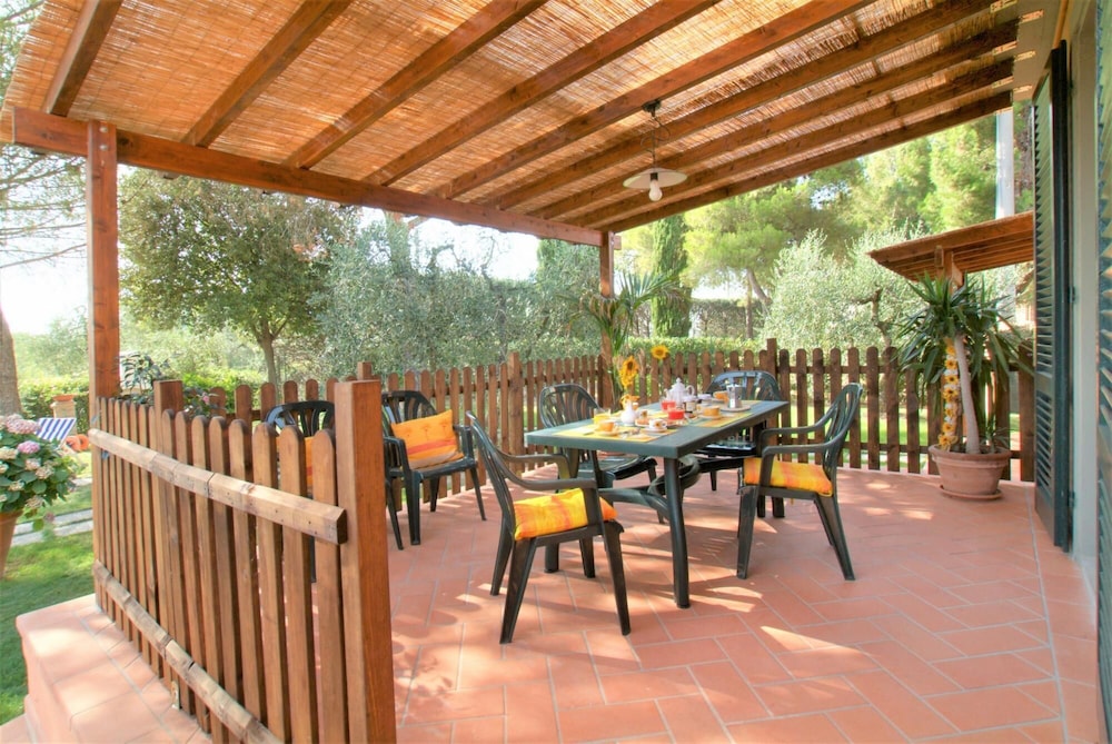 Olivo Pool Chianti Thermal Baths view 5