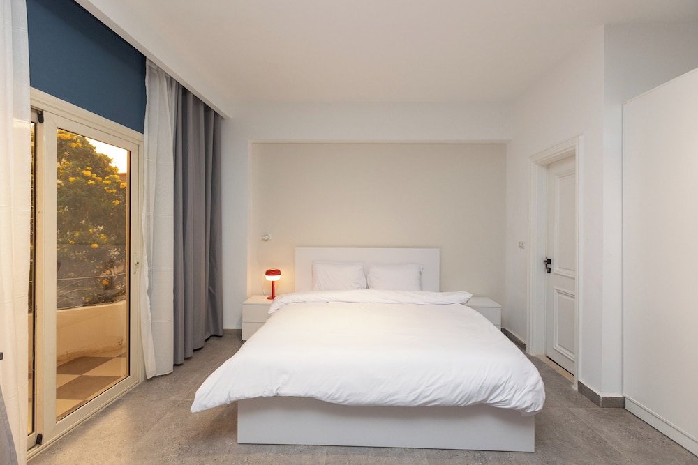 Host Prime Boutique hotel 04
