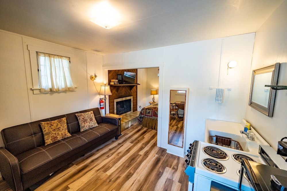 River Ridge Cottages - Property Image 33