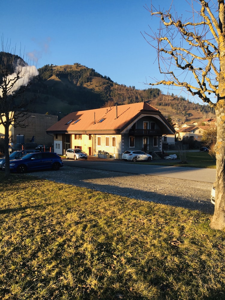 Hotel La Grange - Image 1