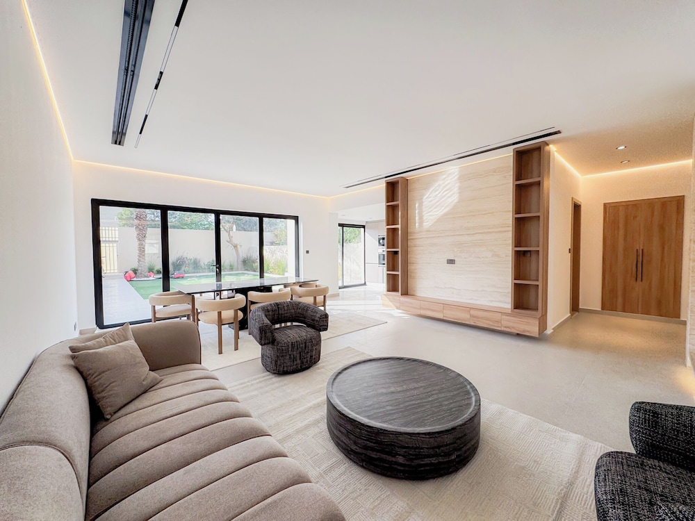 Designer Furnished Villa Luxury Finishes