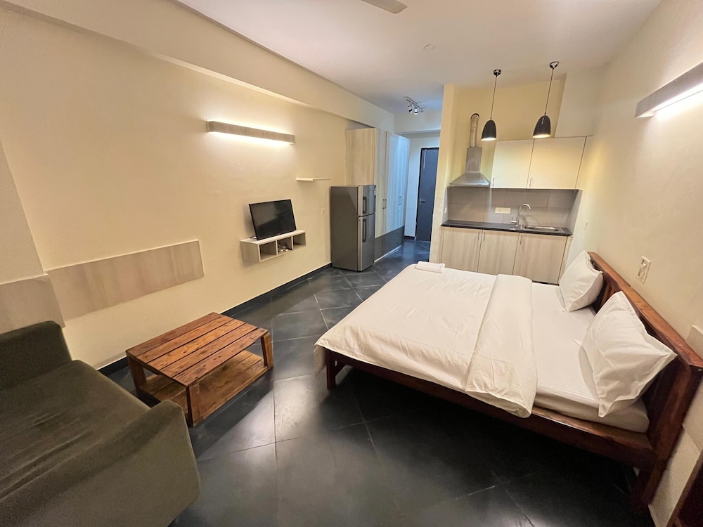 GoBravo Residences – Kapashera, New Delhi