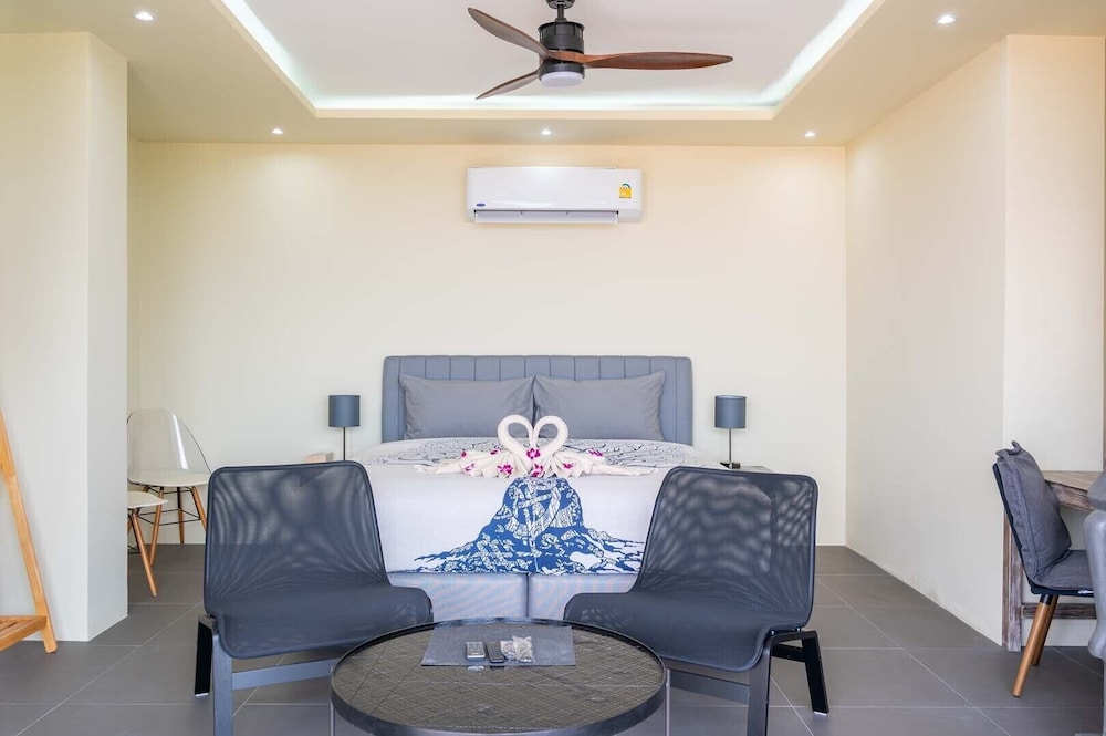 3 Bed Close To Fisherman Village KBR18 view 3