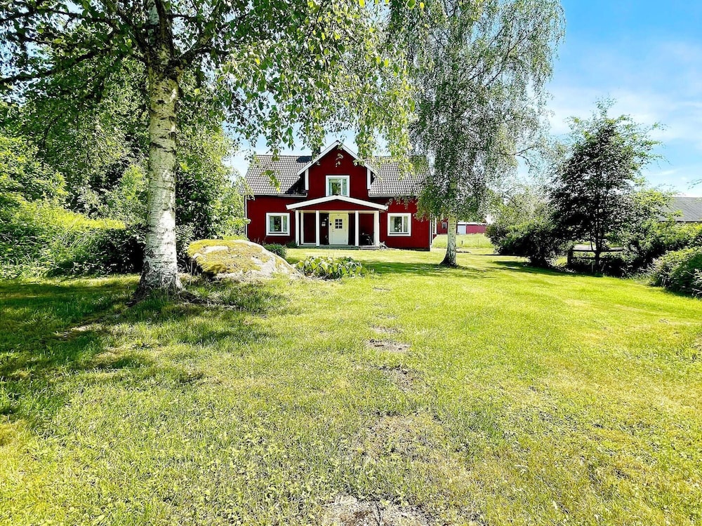 7 Person Holiday Home in Hogsby view 4