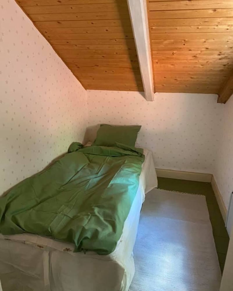 Cottage for Rent in Urshult
