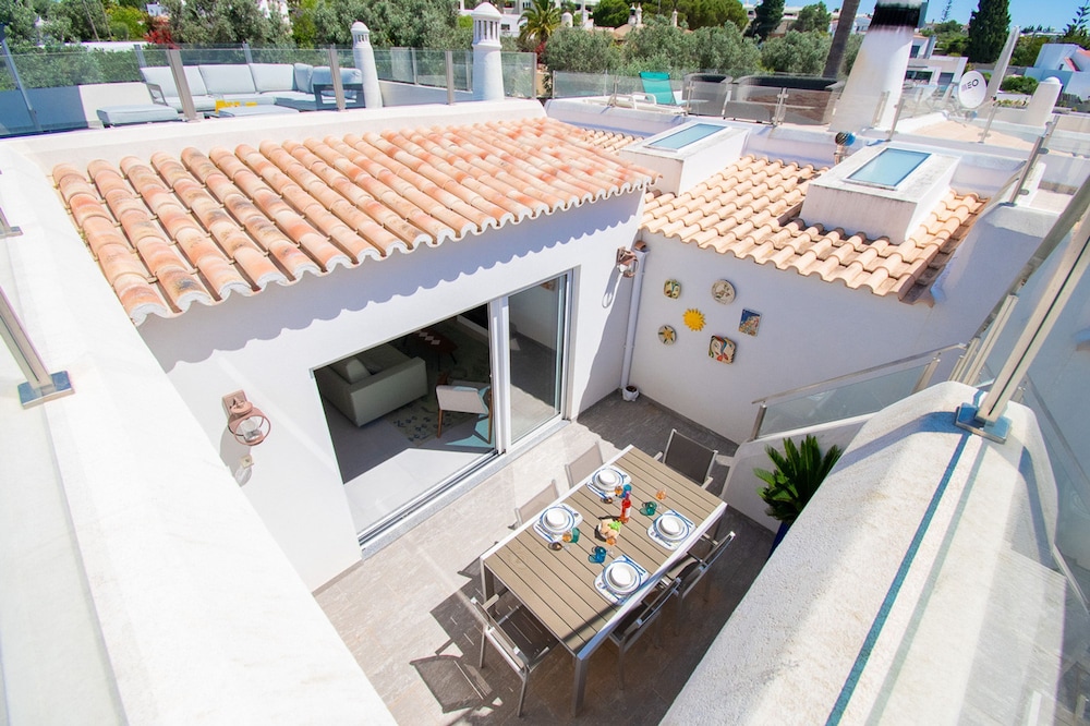 Casa Colmeia in Carvoeiro