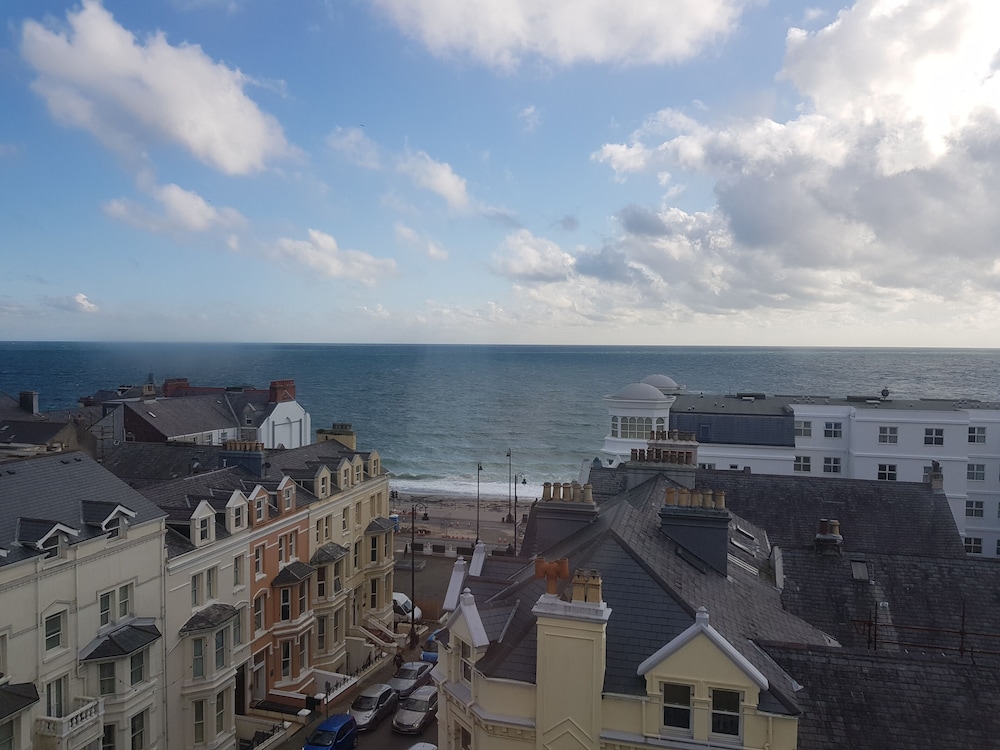Welbeck Hotel and Apartments