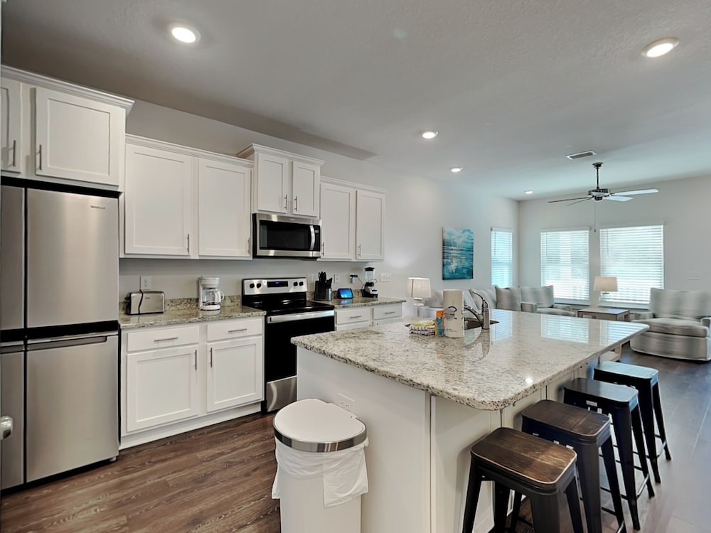 Blue Tide Bungalow