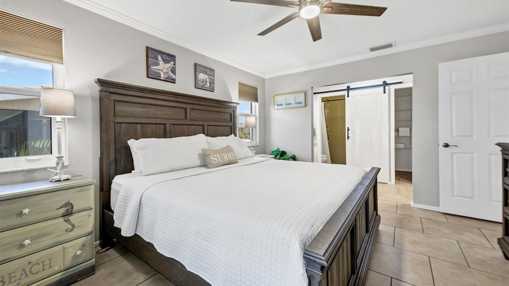 The Canal House Of Punta Gorda Isles, Pool, Pet Friendly, Kayaks, Bikes 3 Bedroom Home
