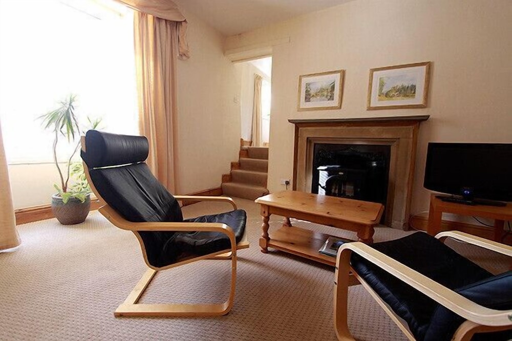 Haltwhistle Vacations - Centre of Britain Hotel  Restaurant - Property Image 8
