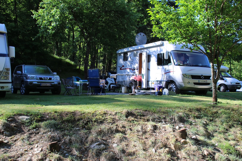 Camping Le Ceytrou photo 4