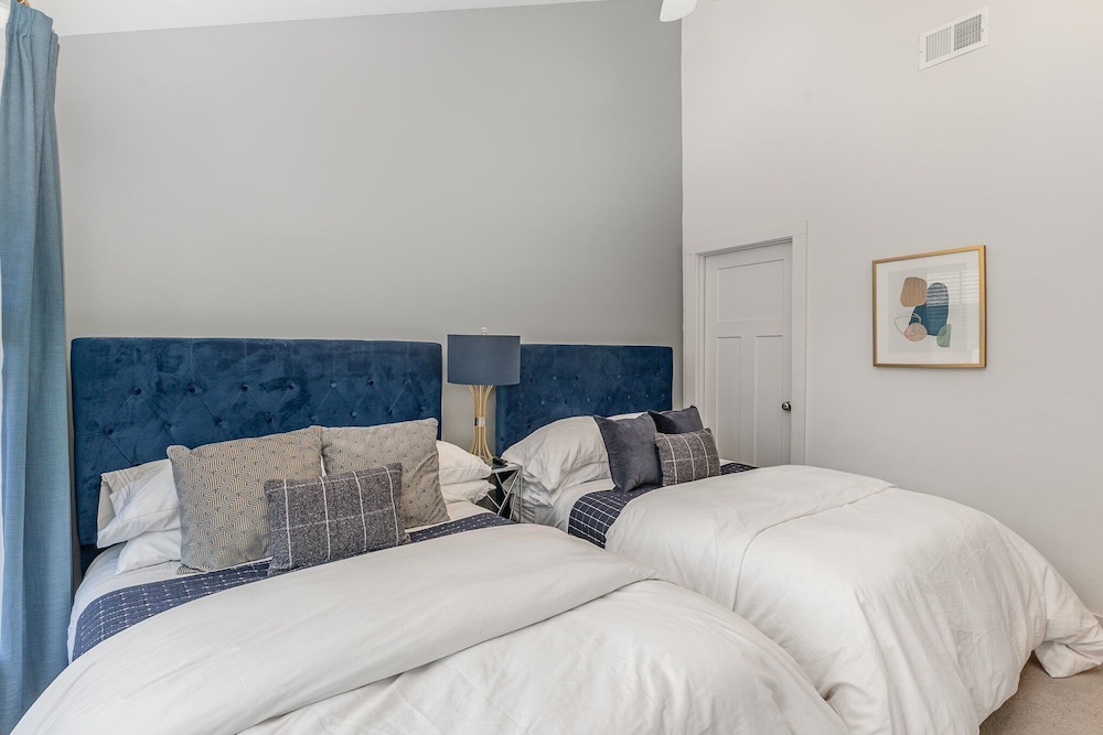 Beech Cove-private Patio-in 12 South District