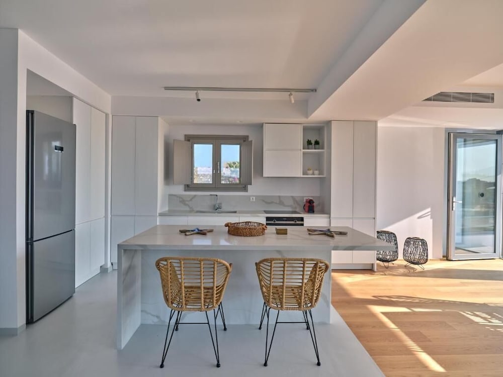 Empire Luxury Villas