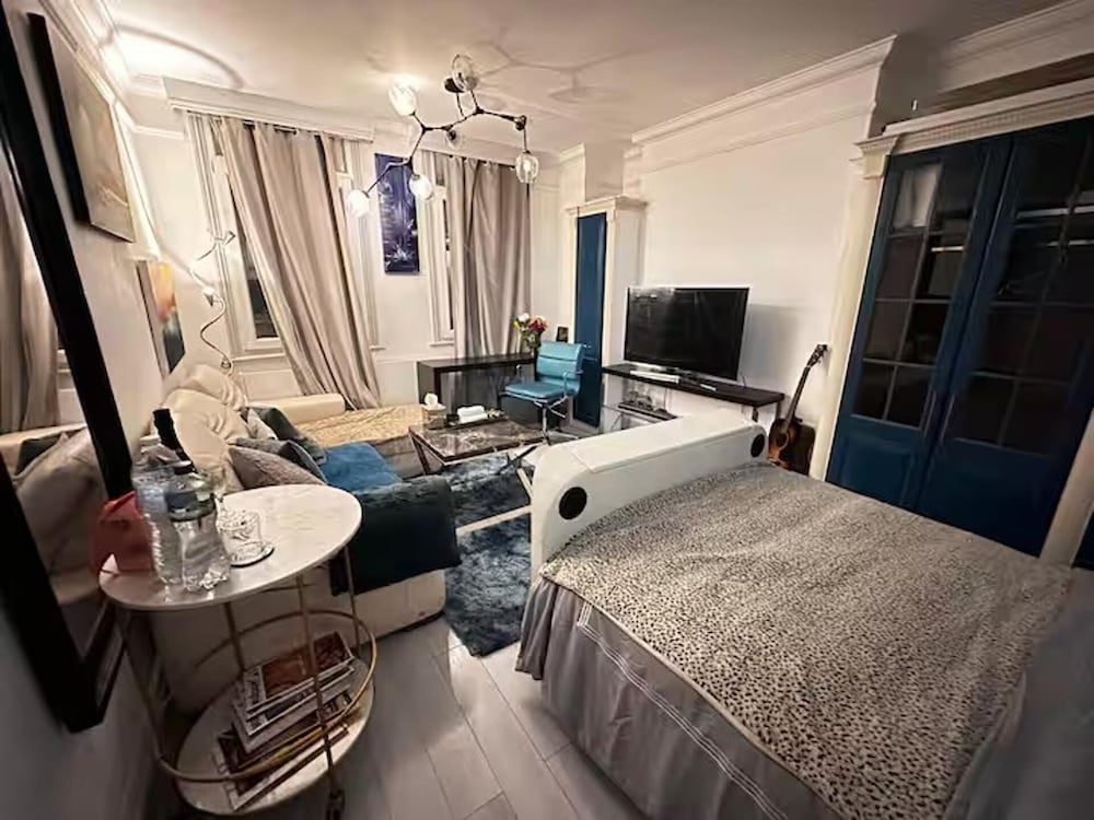 Luxury Westminster Apartment by Westminster Abbey