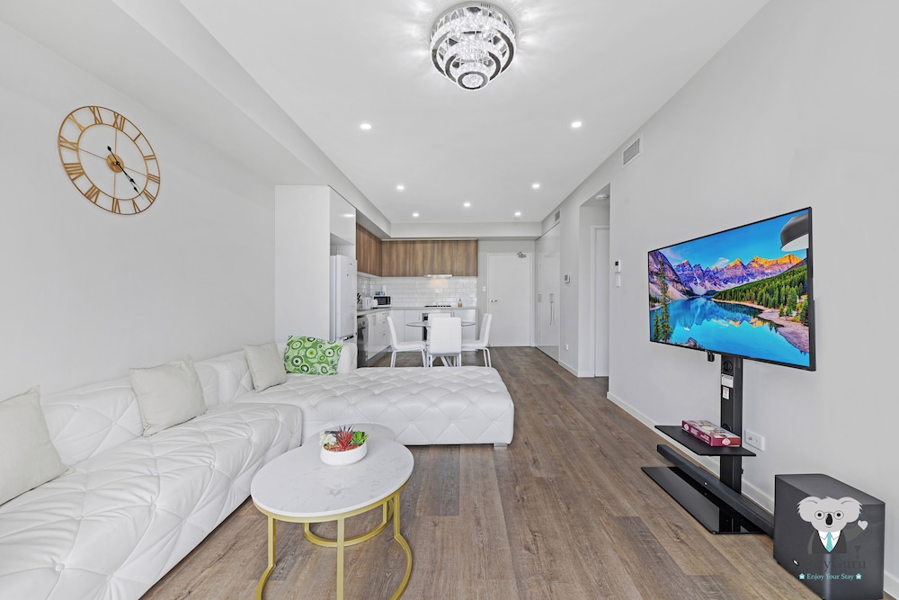 Kozyguru | Wentworthville | 2 Bed 2 Bath Apt