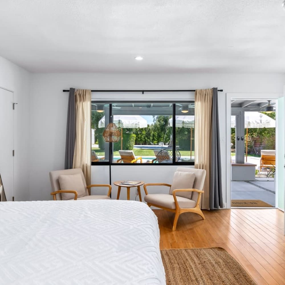 The Yucca Hotel- Entire Boutique Buyout