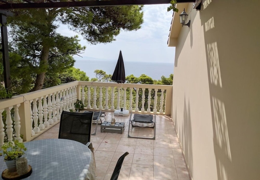 Var - With Nice Garden - A2 view 5