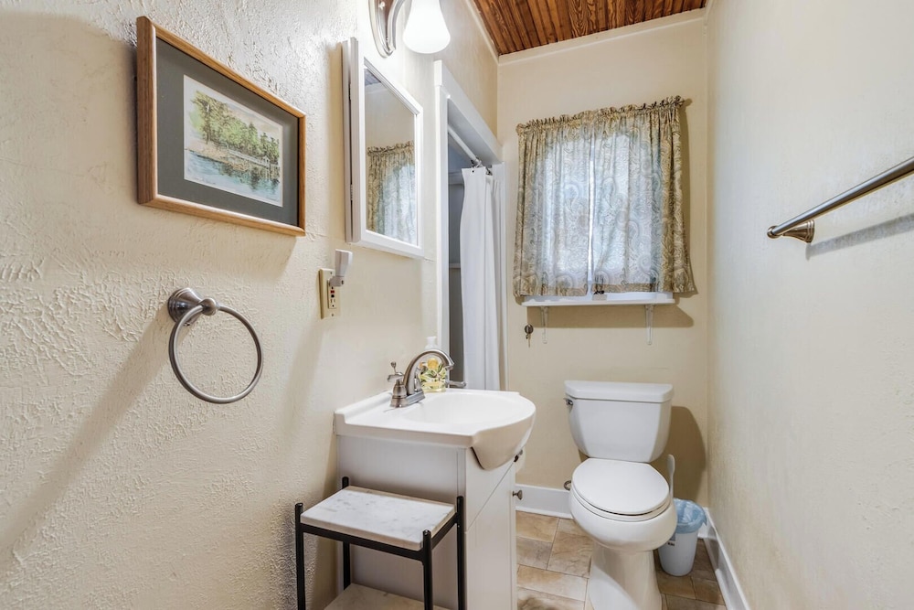 Hickman Street 103