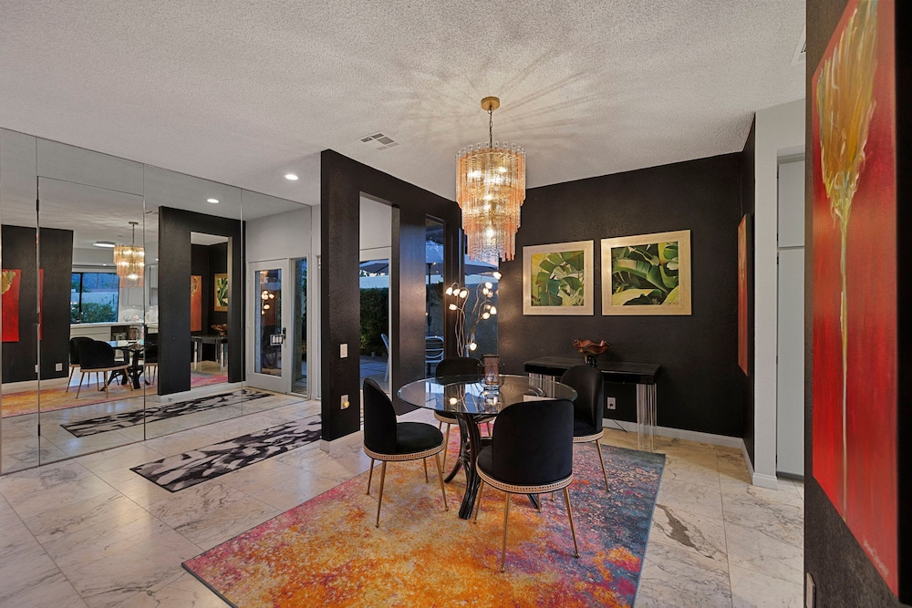 Mountain View Villa in Palm Springs