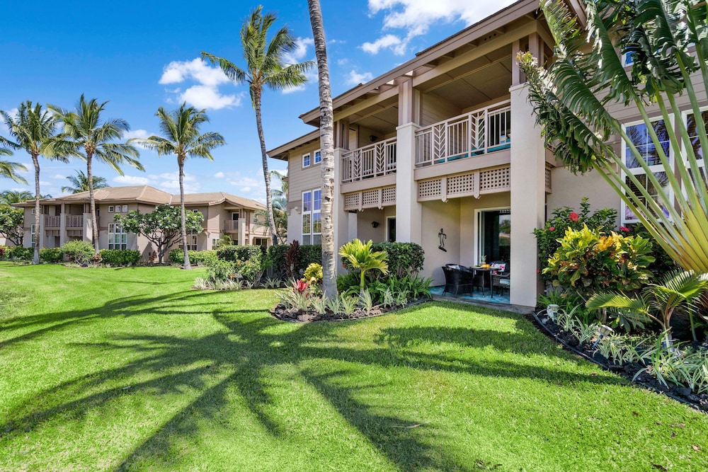 Spacious Top-floor Villa With Stunning Views - Walk to A-bay, Dining & Shops! - Vrkcv