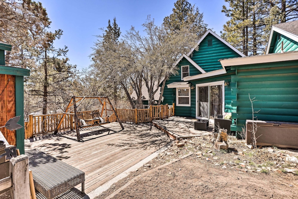 < 2 Mi to Lake: Big Bear City Cabin w/ Hot Tub! view 5