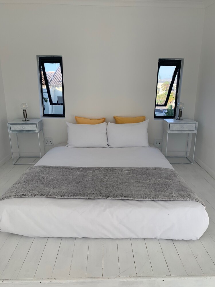 GSM ON Sunset Beach view 3