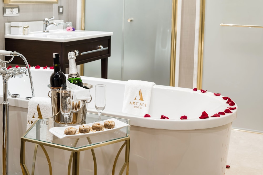 Arcade Otel - Image 83