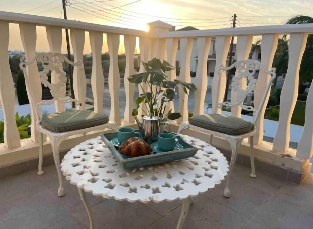 Villa Bellablu With Private Pool and sea View