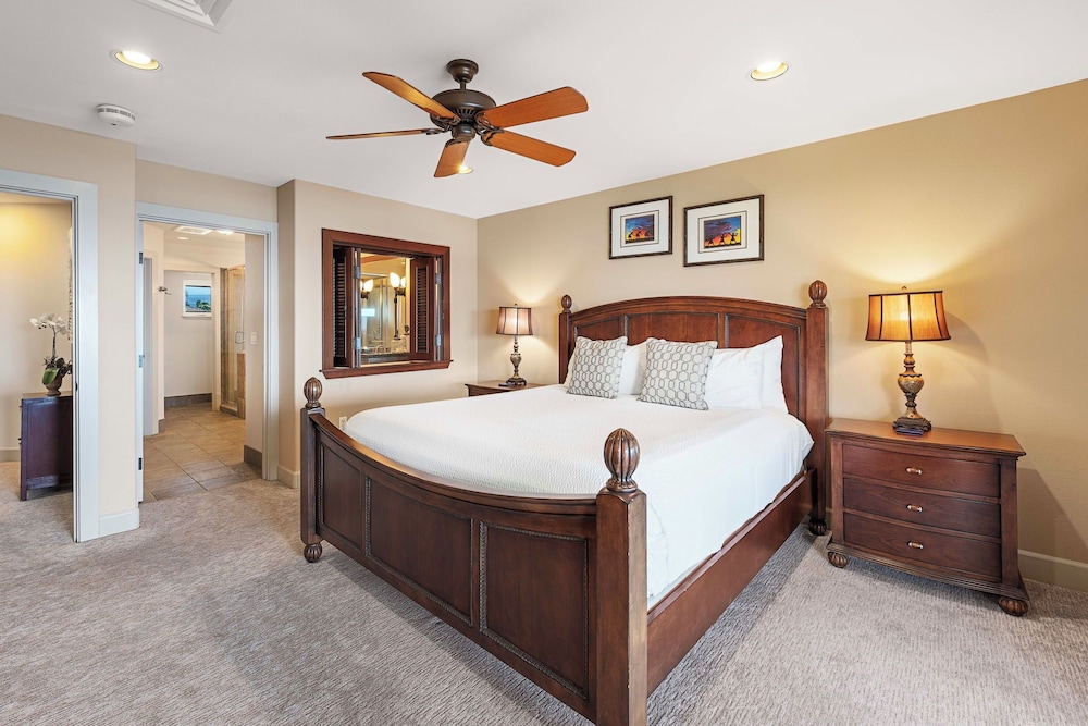 Direct Ocean Front - AC - Concierge Included - Ocean Viewing Lanai & Near Shops! -vrkcv