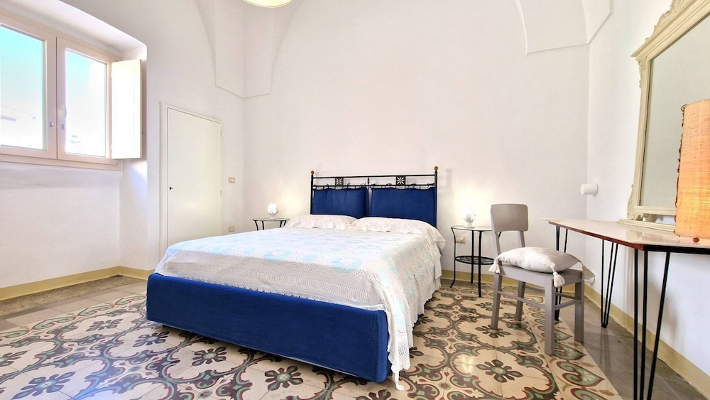 Dimora Maniscalco With Star Vault Ceilings in Matino 2 Bedrooms