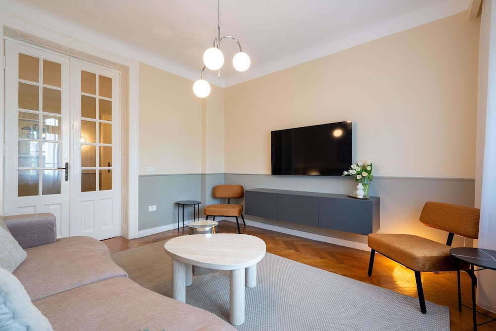 Elegant 3BR Flat Steps From Romanian Athenaeum