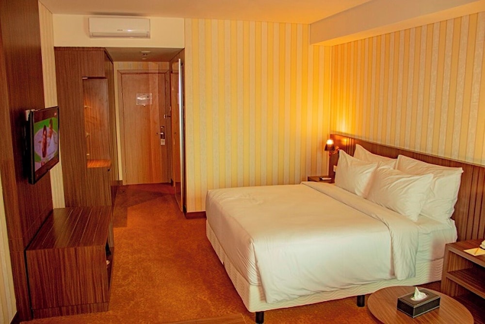 Labersa Hotel And Convention Center Toba Balige