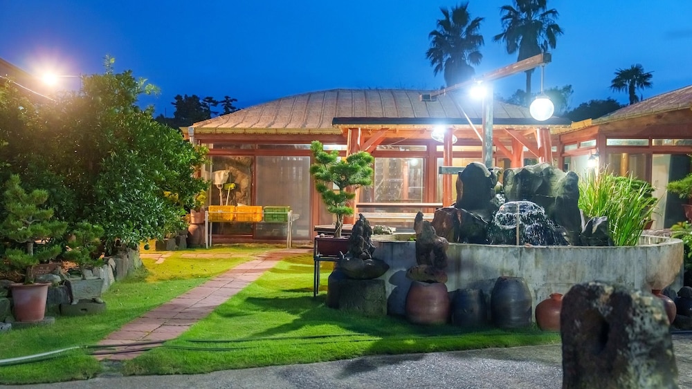 Jeju Jeonwonsaenghwal Diorem Pension, photo 13
