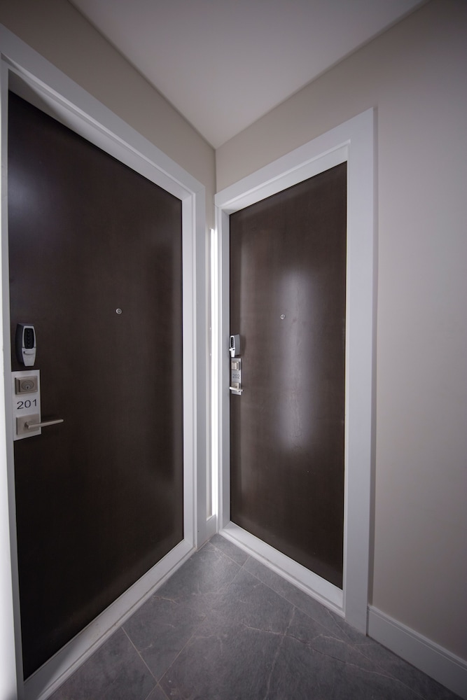 Parc Avenue Lofts