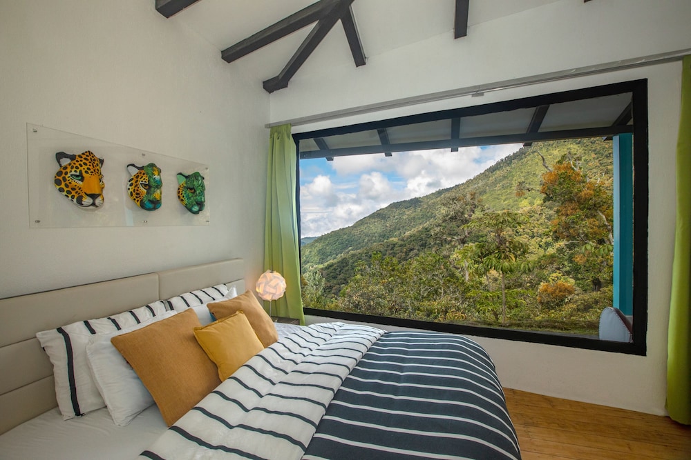 Dantica Cloud Forest Lodge