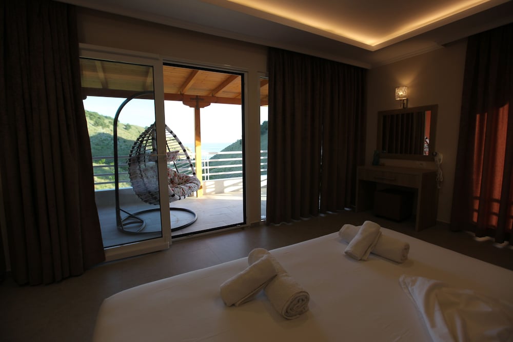 Karos Hotel Llaman