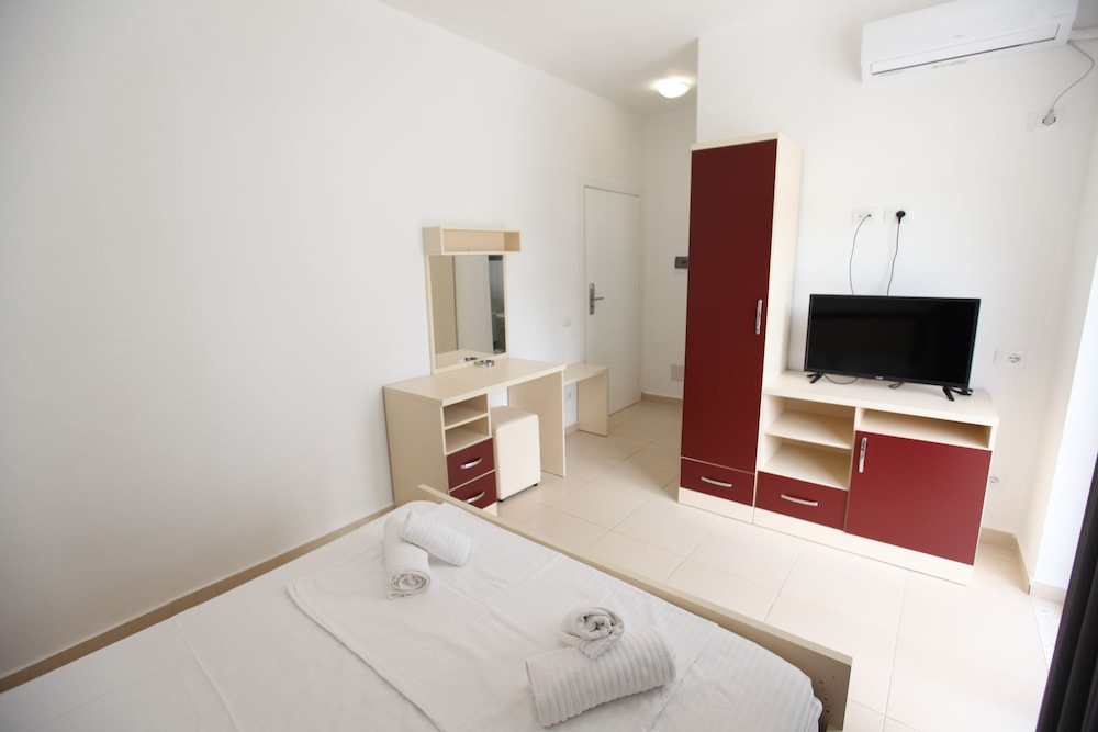 Zahos Hotel