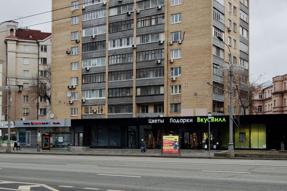 LUXKV Apartment on Yakimanka