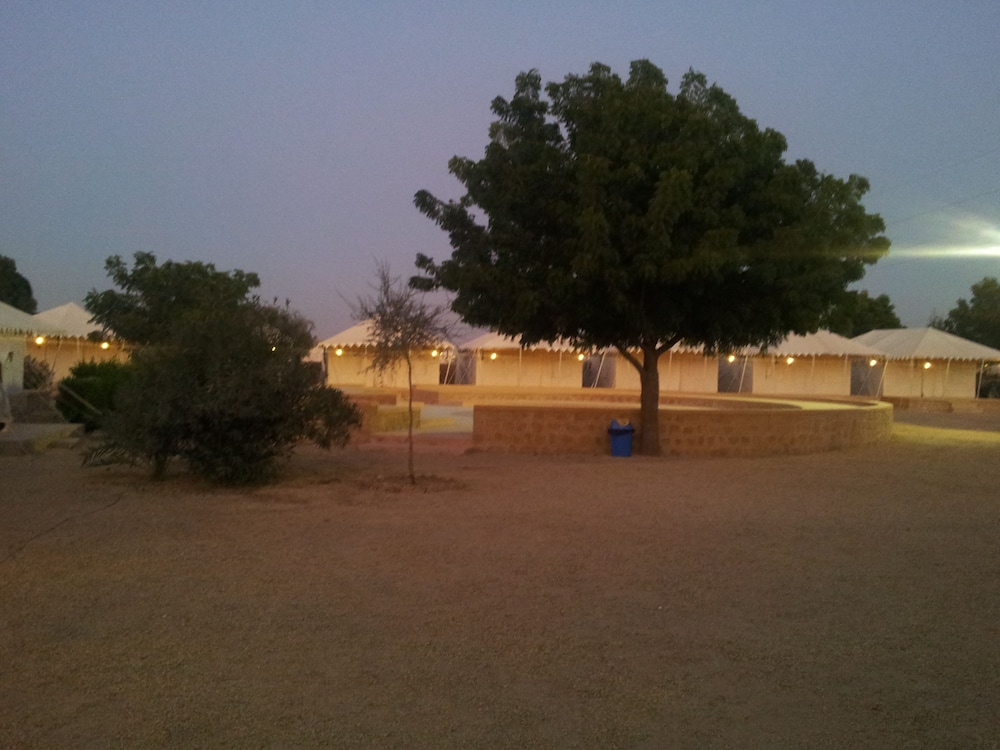 Desert Glamping