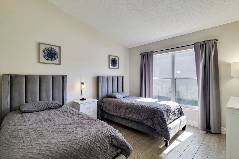 Pool & Game Room: Pet-friendly Gem in Davenport
