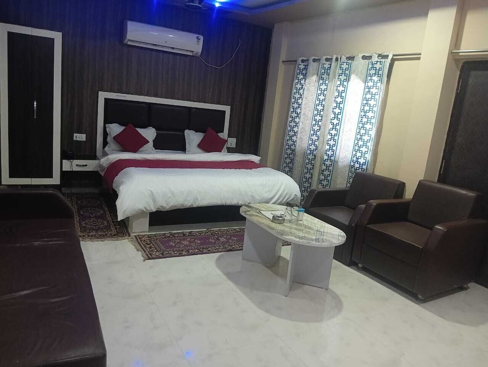The Bhuwan Heights Inn