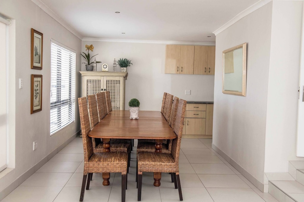 The Views - Oceanview Haven in Langebaan - 3 Levels of Luxury