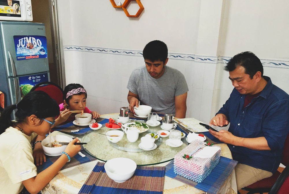 Ba Dat Homestay Q6