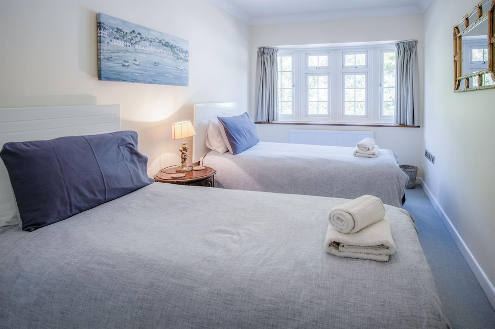 Rainbow Leap - 5 Bed Holiday Home - Saundersfoot