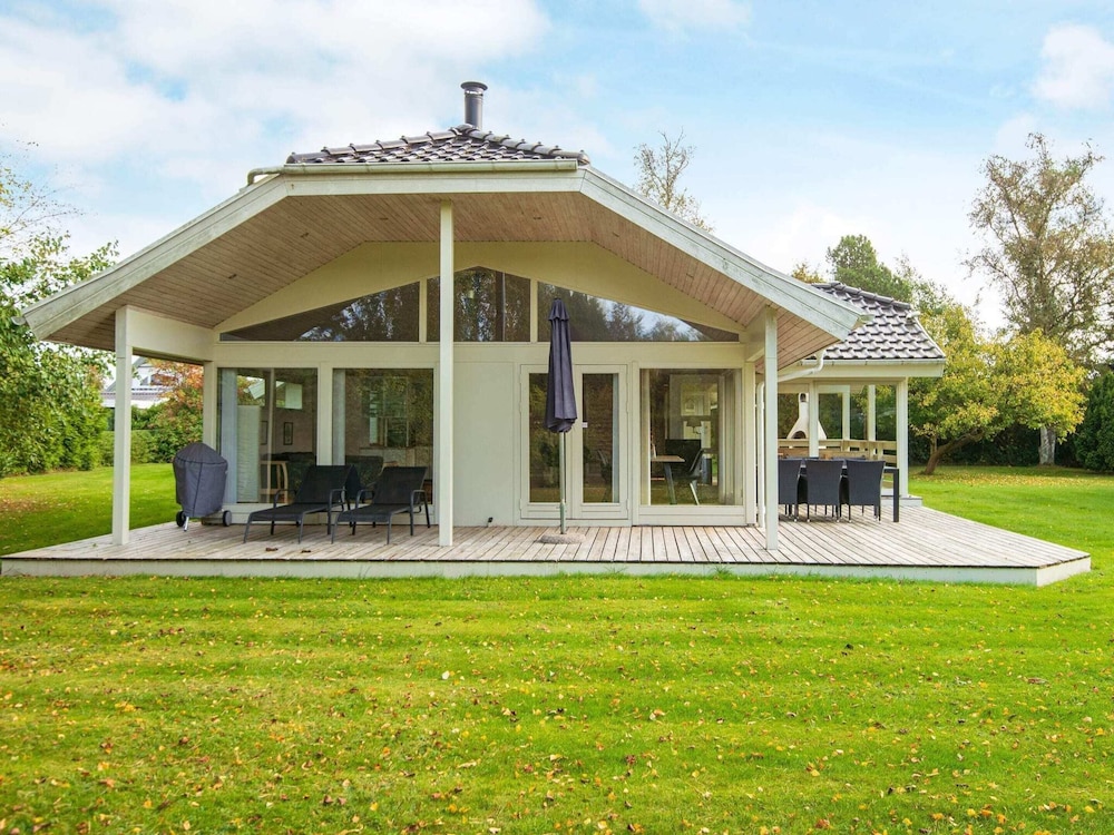 Scenic Holiday Home in Børkop near Sea view 3