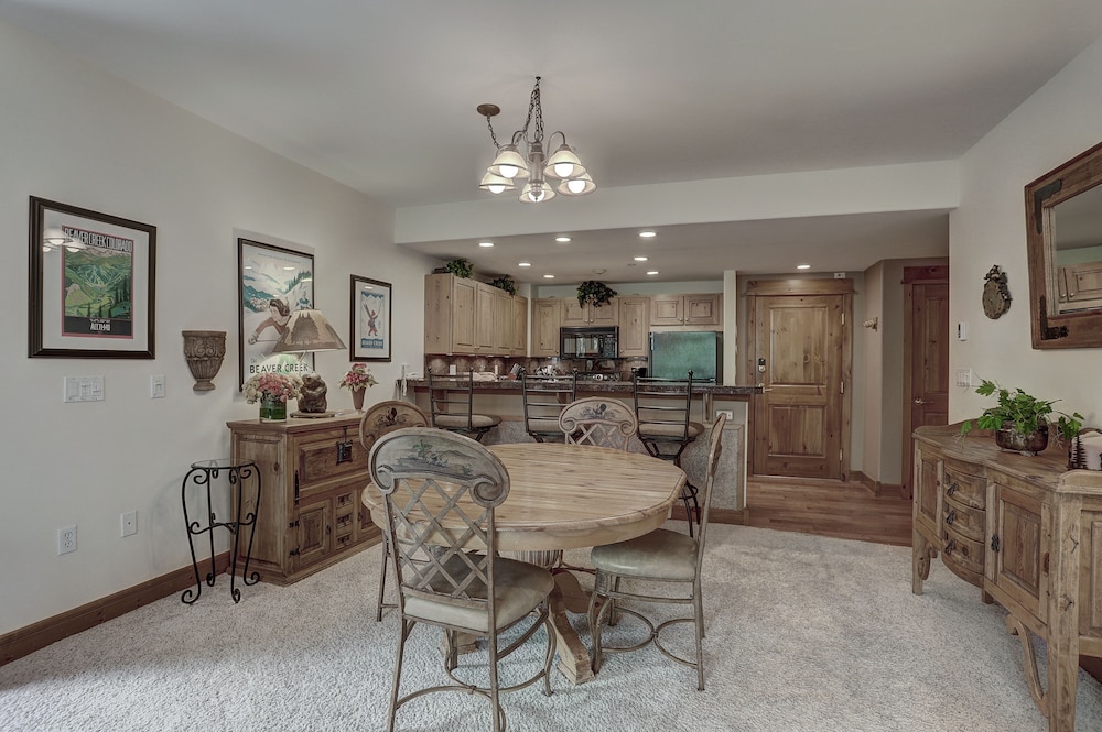 2br- Arrowhead Village- Great Location And Gorgeous  2 Bedroom Condo by RedAwning view 2